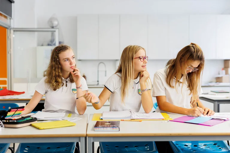 Scuola Media Bilingue