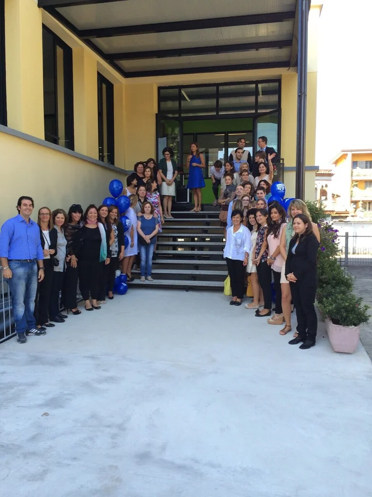 Cambridge School e scuola partitaria
